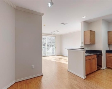 330 Las Colinas Boulevard E - Photo Thumbnail 4