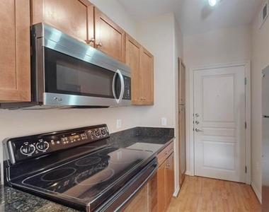 330 Las Colinas Boulevard E - Photo Thumbnail 9