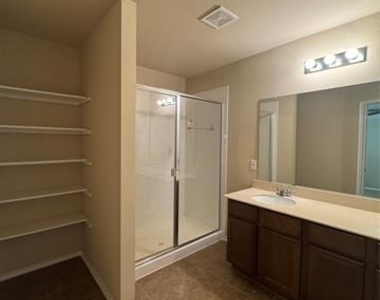 327 Elam Drive - Photo Thumbnail 12