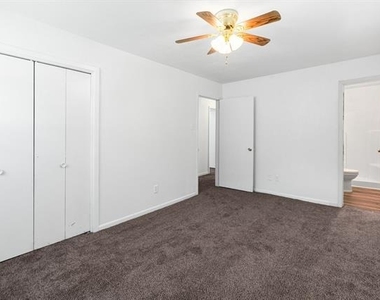 3500 Nashville Avenue - Photo Thumbnail 24