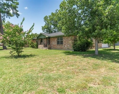 3500 Nashville Avenue - Photo Thumbnail 3