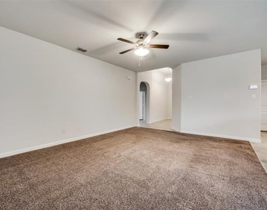 9112 Stormcrow Drive - Photo Thumbnail 4