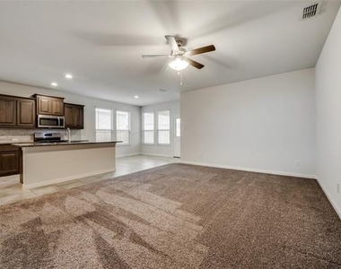 9112 Stormcrow Drive - Photo Thumbnail 3