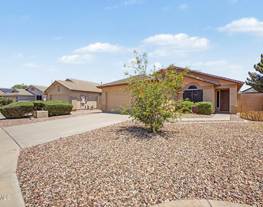 8151 W Tonto Lane - Photo Thumbnail 4