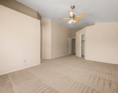 8151 W Tonto Lane - Photo Thumbnail 18
