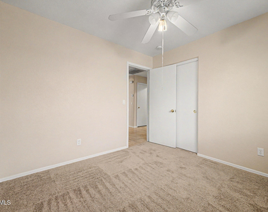8151 W Tonto Lane - Photo Thumbnail 25