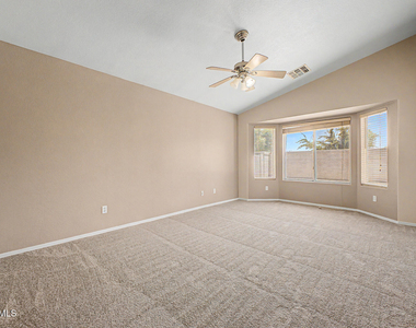 8151 W Tonto Lane - Photo Thumbnail 16