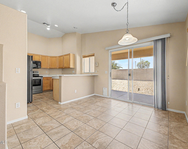 8151 W Tonto Lane - Photo Thumbnail 11