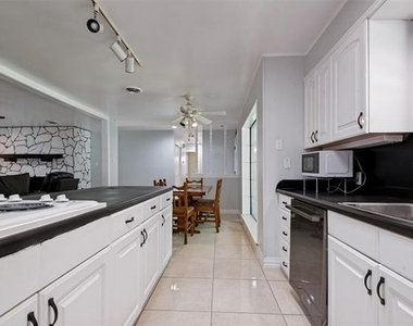 905 Ridgewood Terrace - Photo Thumbnail 15