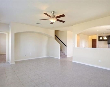 4001 Eaton Park Drive - Photo Thumbnail 2