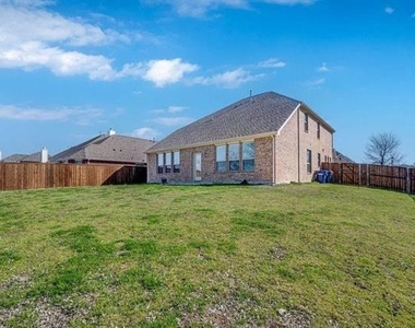 4001 Eaton Park Drive - Photo Thumbnail 22
