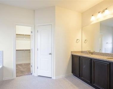 4001 Eaton Park Drive - Photo Thumbnail 19