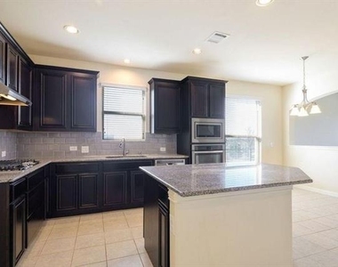 4001 Eaton Park Drive - Photo Thumbnail 6