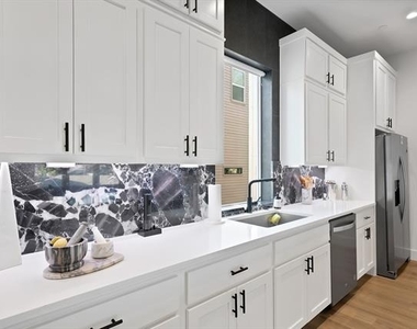 2139 Mail Avenue - Photo Thumbnail 11
