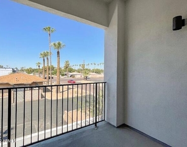 3215 E Flower Street - Photo Thumbnail 22