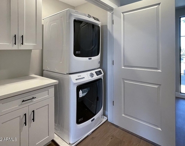 3215 E Flower Street - Photo Thumbnail 42