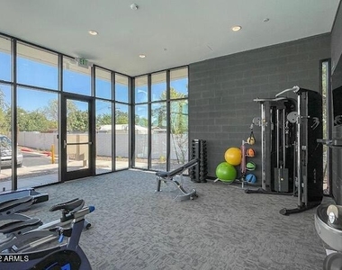 3215 E Flower Street - Photo Thumbnail 6
