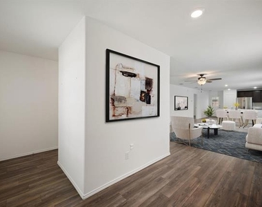 7509 Gray Wolf Lane - Photo Thumbnail 3