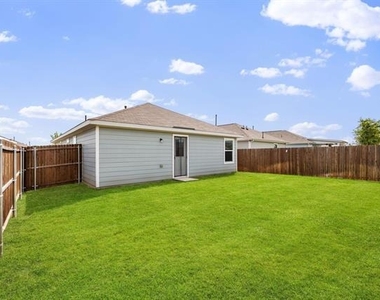 7509 Gray Wolf Lane - Photo Thumbnail 24