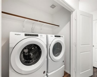 7509 Gray Wolf Lane - Photo Thumbnail 23