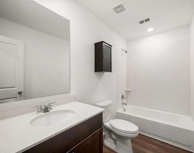 7509 Gray Wolf Lane - Photo Thumbnail 19