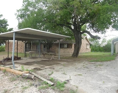 898 Ridgeview Road - Photo Thumbnail 4