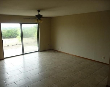 898 Ridgeview Road - Photo Thumbnail 11