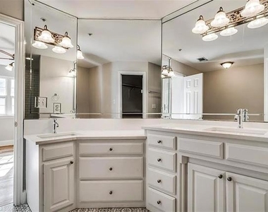 5720 La Vista Drive - Photo Thumbnail 18