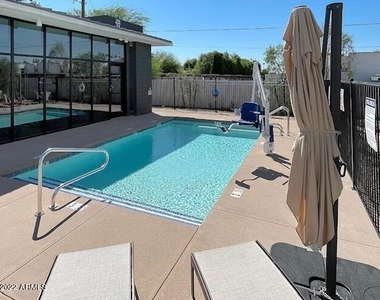 3215 E Flower Street - Photo Thumbnail 5
