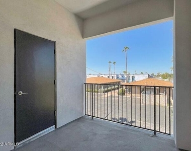 3215 E Flower Street - Photo Thumbnail 21
