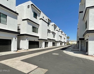 3215 E Flower Street - Photo Thumbnail 9