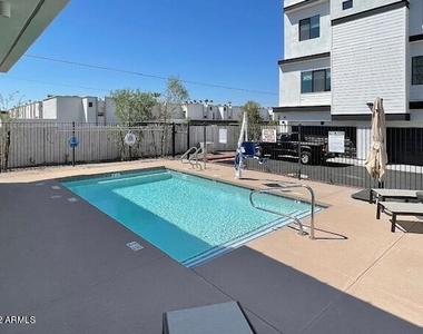 3215 E Flower Street - Photo Thumbnail 4