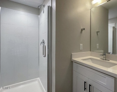3215 E Flower Street - Photo Thumbnail 18