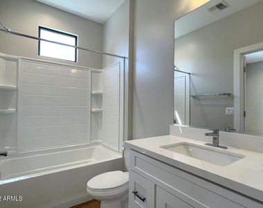 3215 E Flower Street - Photo Thumbnail 46