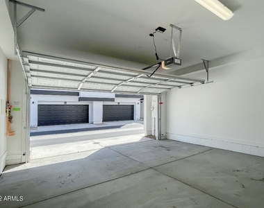 3215 E Flower Street - Photo Thumbnail 14