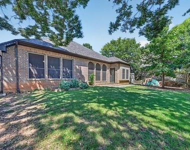 2720 Windstone Way - Photo Thumbnail 27