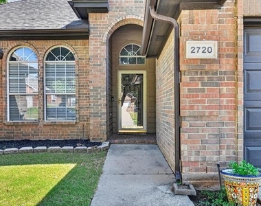 2720 Windstone Way - Photo Thumbnail 2
