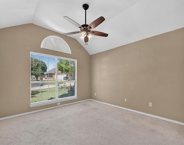 2720 Windstone Way - Photo Thumbnail 20