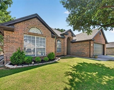 2720 Windstone Way - Photo Thumbnail 1
