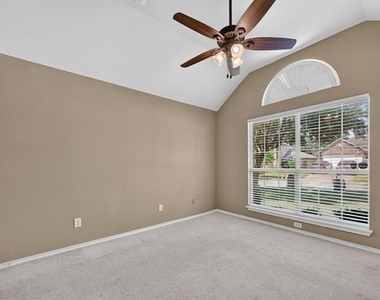 2720 Windstone Way - Photo Thumbnail 19
