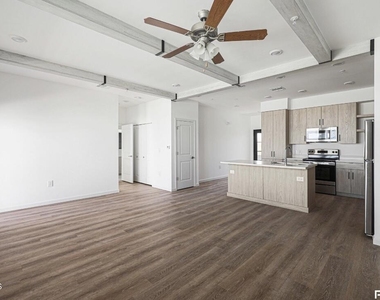 16655 E El Lago Boulevard - Photo Thumbnail 11