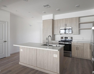 16655 E El Lago Boulevard - Photo Thumbnail 10