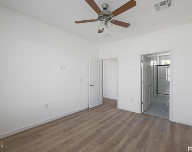 16655 E El Lago Boulevard - Photo Thumbnail 20