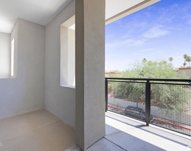 16655 E El Lago Boulevard - Photo Thumbnail 27