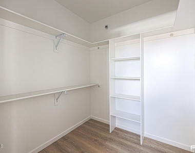 16655 E El Lago Boulevard - Photo Thumbnail 15