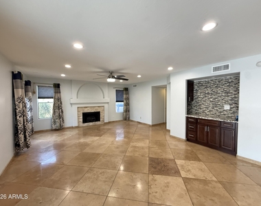 18220 N 45th Street - Photo Thumbnail 9