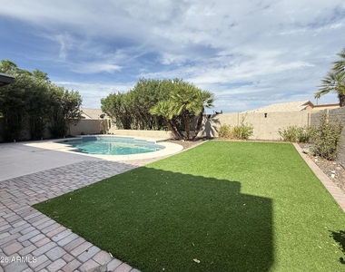 18220 N 45th Street - Photo Thumbnail 33