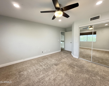 18220 N 45th Street - Photo Thumbnail 25