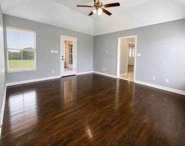 177 County Road 4917 - Photo Thumbnail 5