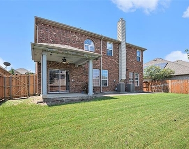 605 Port Royale Way - Photo Thumbnail 23
